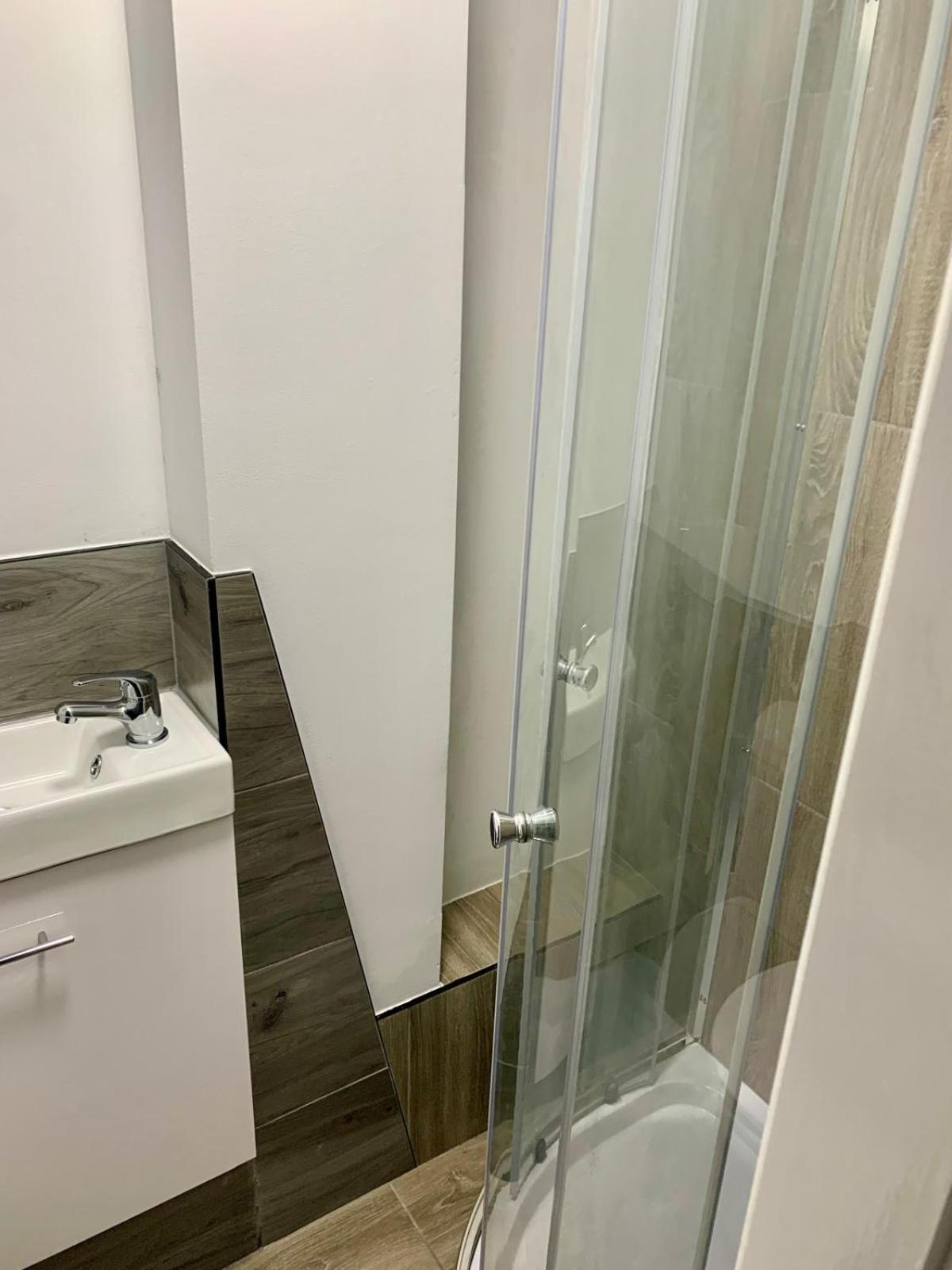 M4M Rooms- Ng8 5Np Room 1 Nottingham Esterno foto
